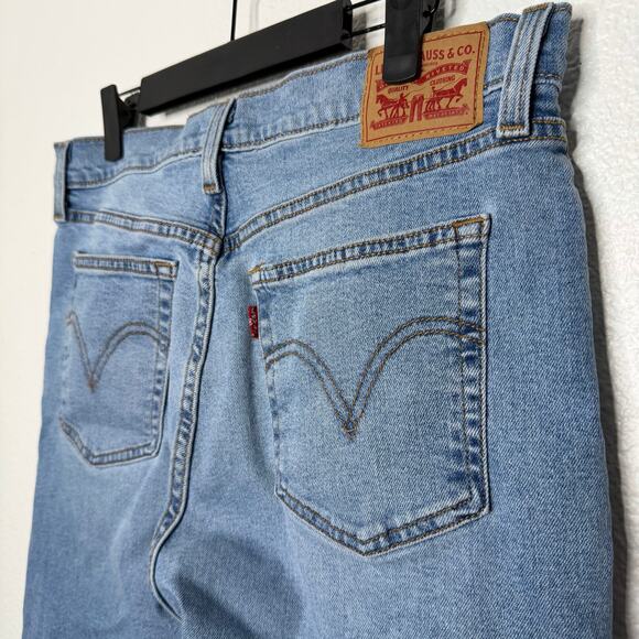 Levi's Womens Jeans Size 31 Wedgie Straight Light Wash Blue Denim High Rise - Picture 13 of 15